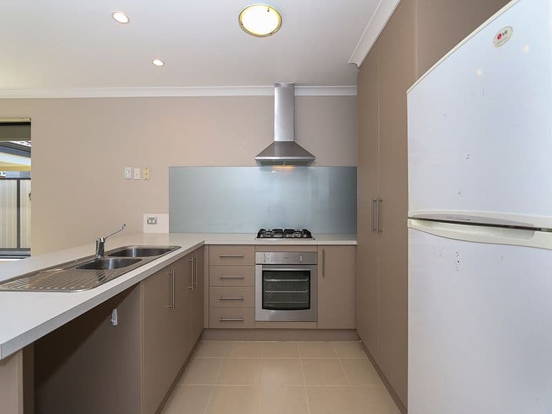 12A Sandleford Way, Morley WA 6062, Morley - Thumbnail 2