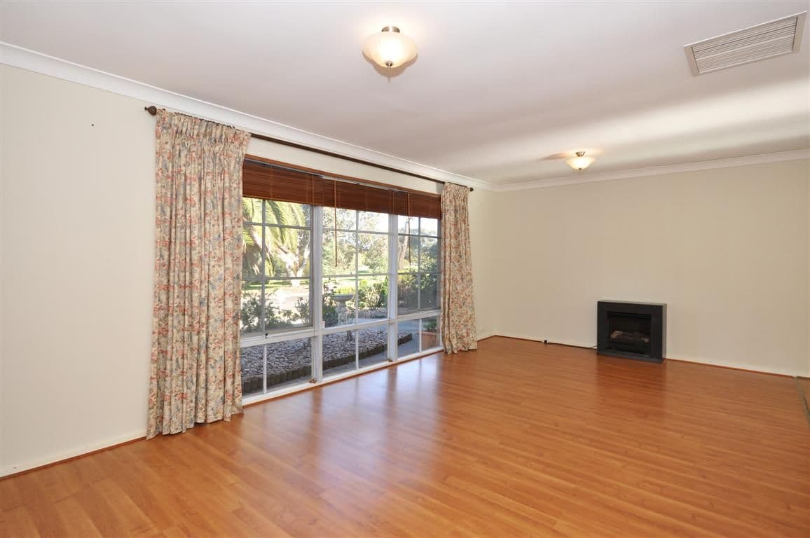 19 Jade Crescent, ABERFOYLE PARK SA 5159, Aberfoyle Park - Thumbnail 3