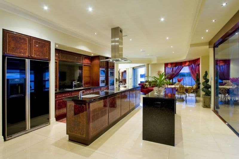 19 Queen Anne Court, PARADISE POINT QLD 4216, Paradise Point - Thumbnail 4