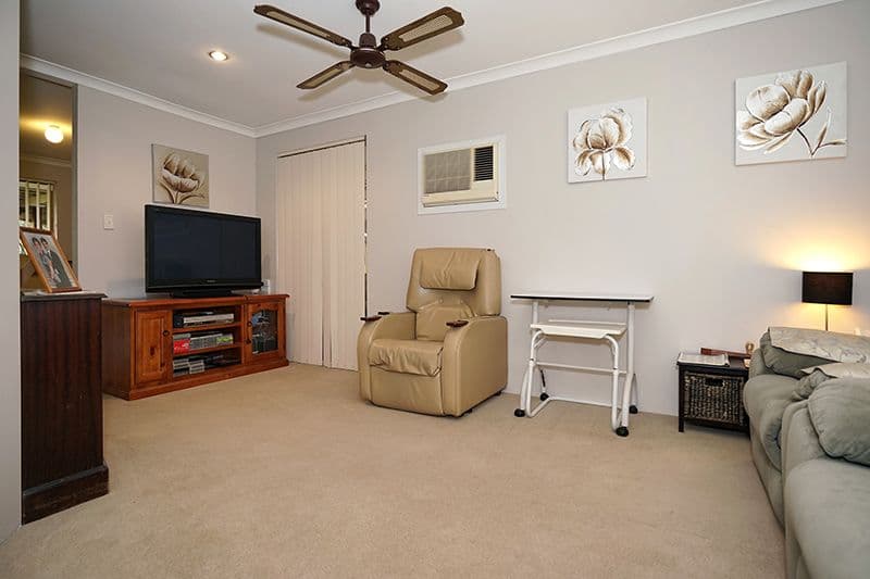 24 Yandal Crescent, Ballajura WA 6066, Ballajura - Thumbnail 3