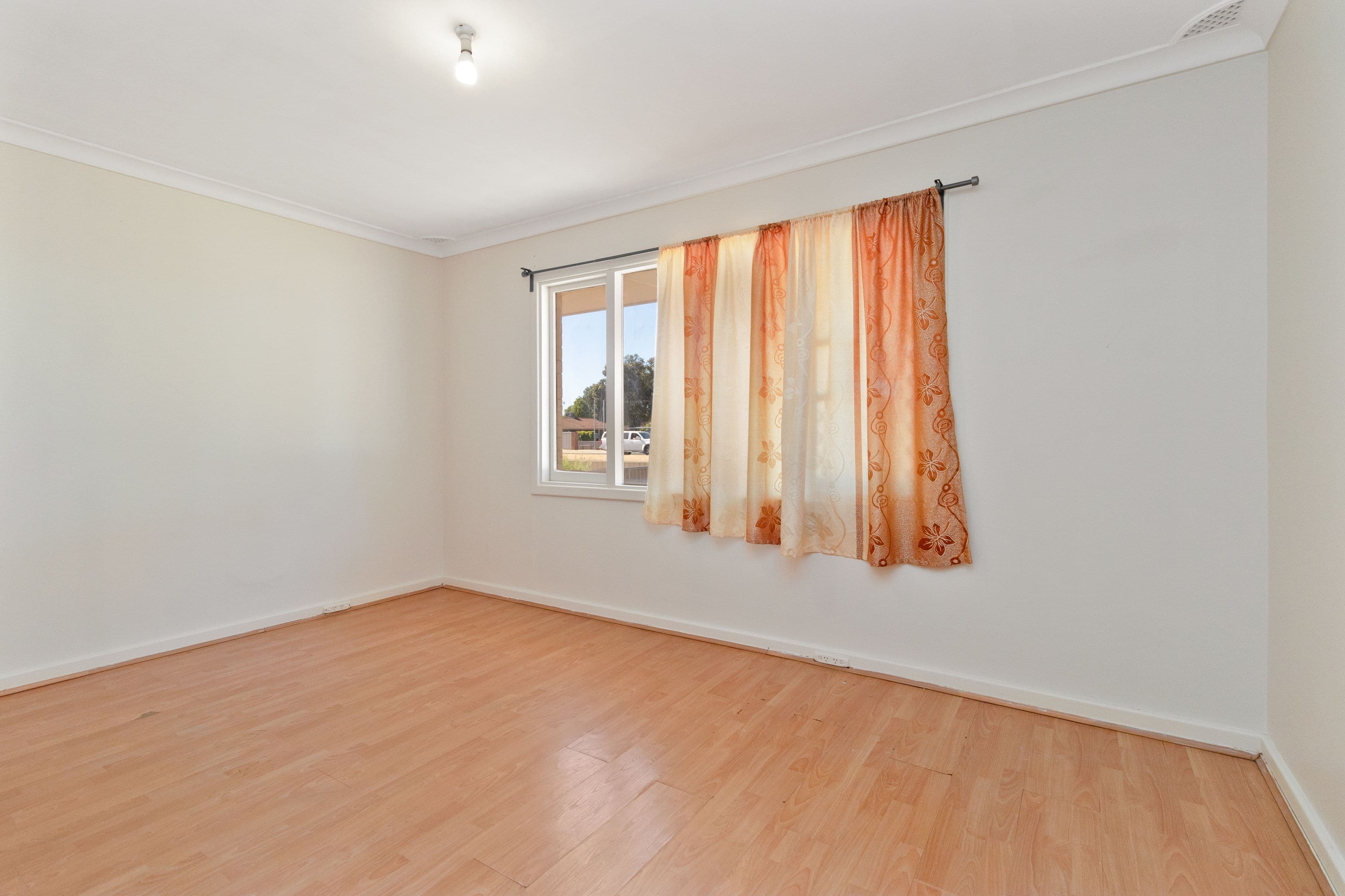 144 Marangaroo Drive, Girrawheen WA 6064, Girrawheen - Thumbnail 6