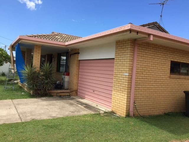 17 Egret Avenue, Burleigh Waters QLD 4220, Burleigh Waters - Thumbnail 2