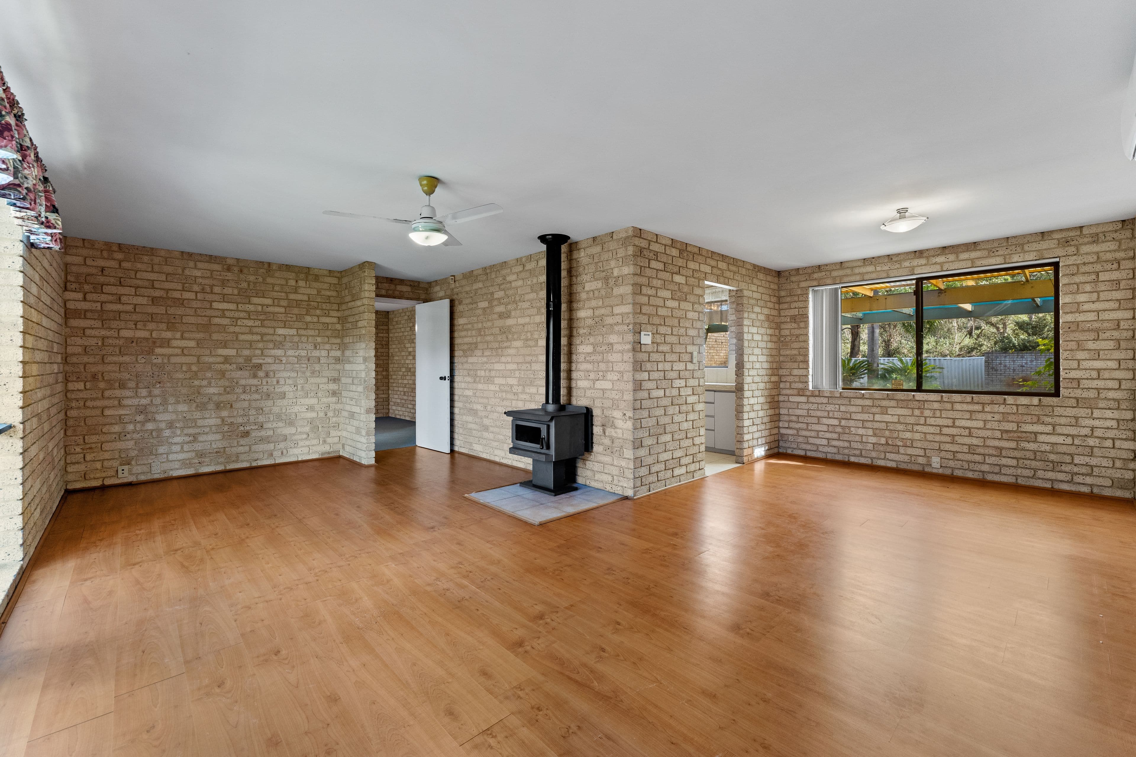 1120 Baldivis Road, Baldivis WA 6171, Baldivis - Thumbnail 2
