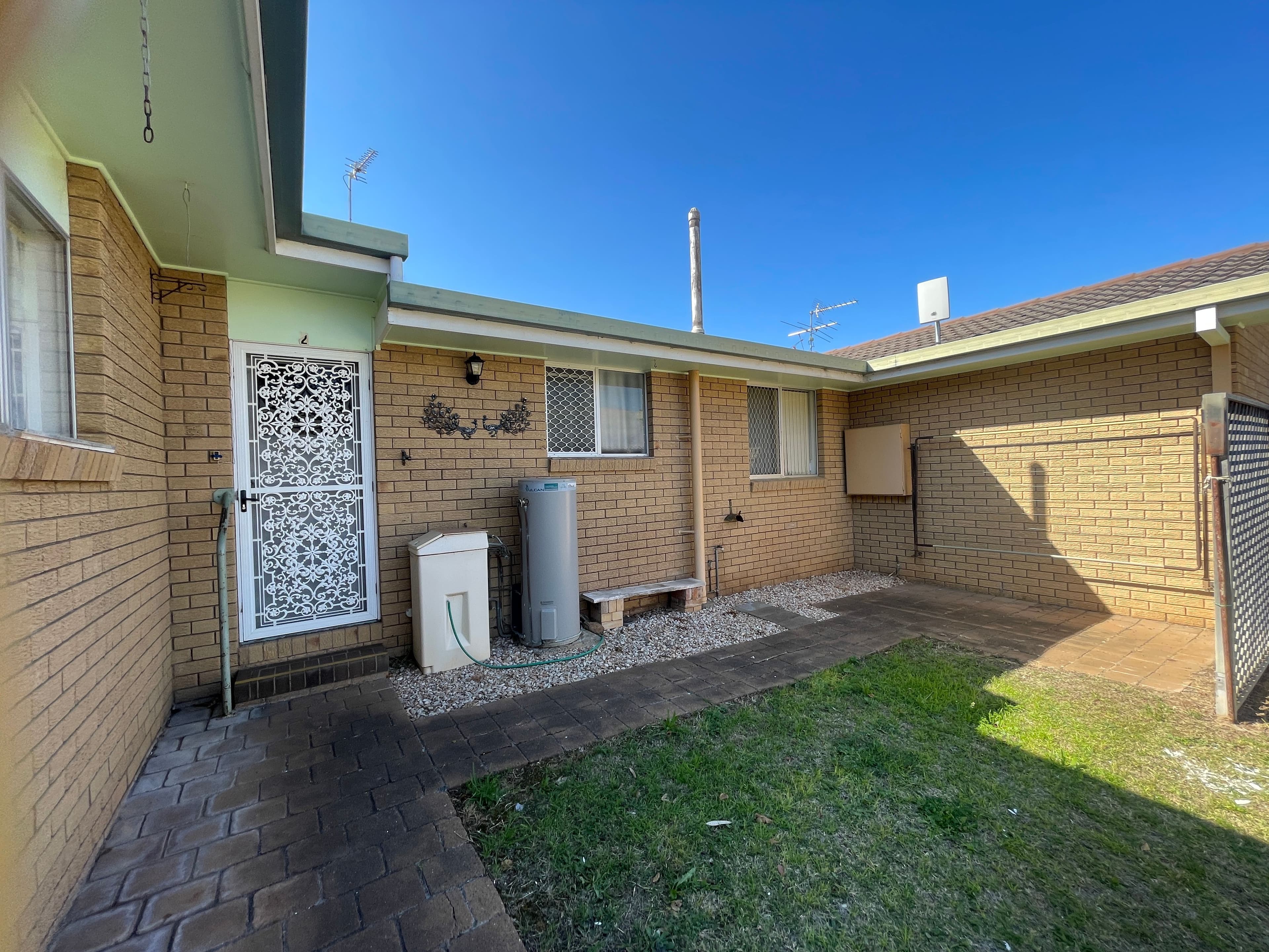 9 Beresford Street, Pittsworth QLD 4356, Pittsworth - Thumbnail 3