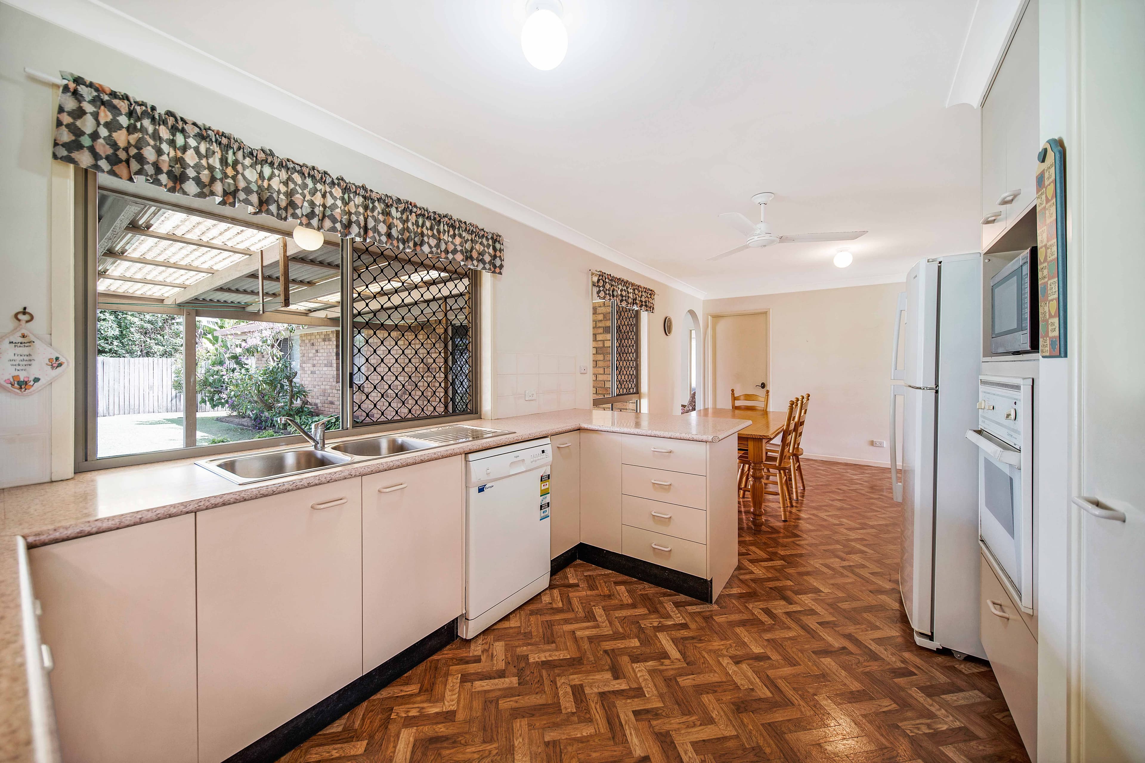 19 Doomben Place, Bracken Ridge QLD 4017, Bracken Ridge - Thumbnail 3