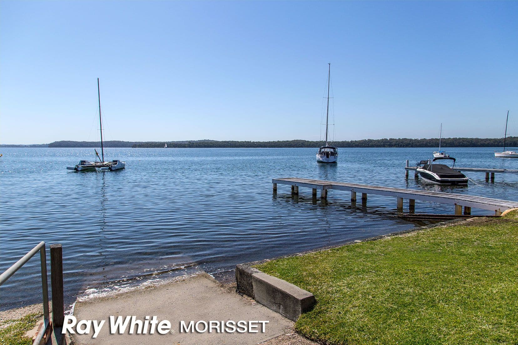39 Sunshine Parade, SUNSHINE NSW 2264, Sunshine - Thumbnail 2