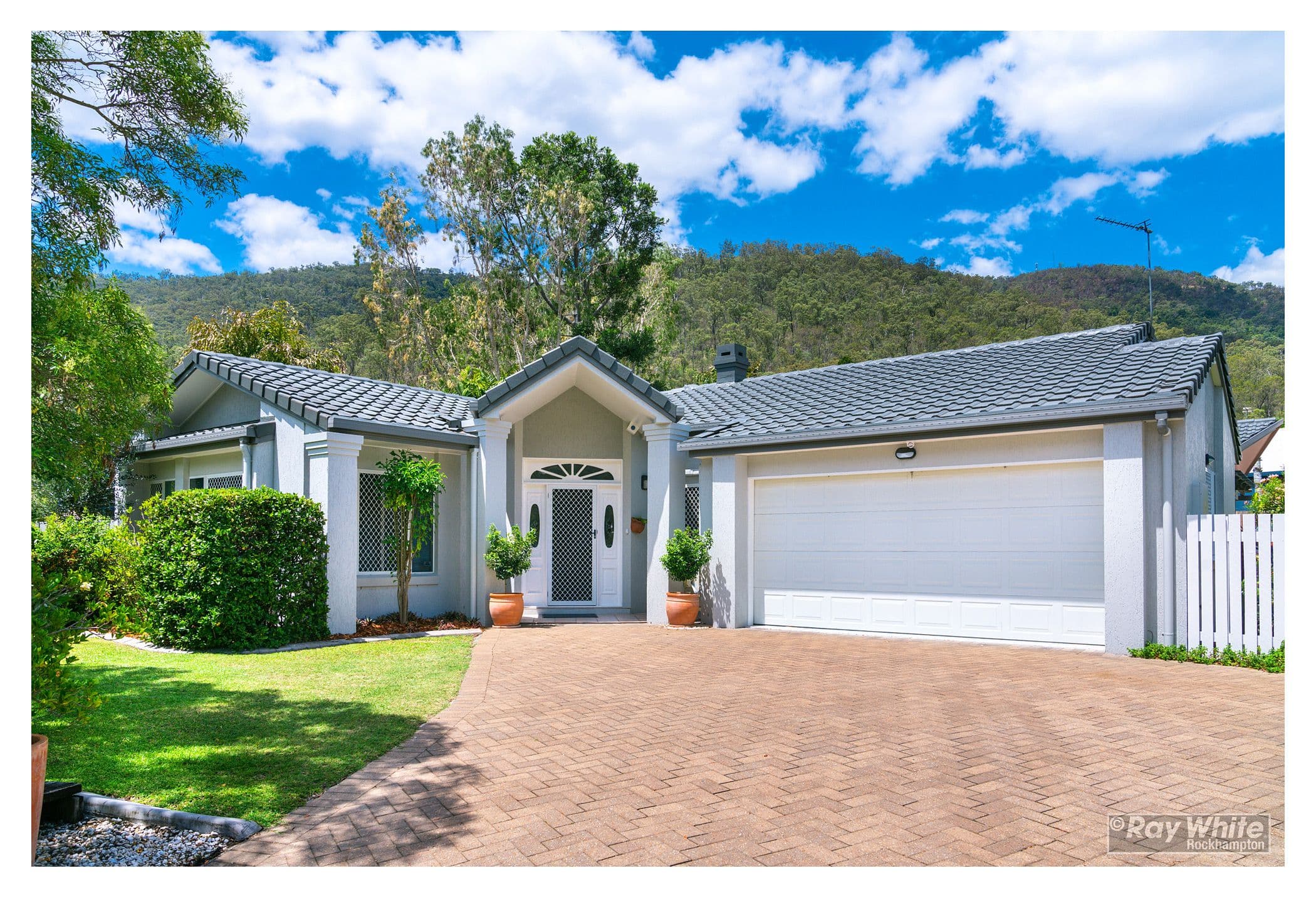 10 Beaumont Drive, Frenchville QLD 4701, Frenchville - Thumbnail 2
