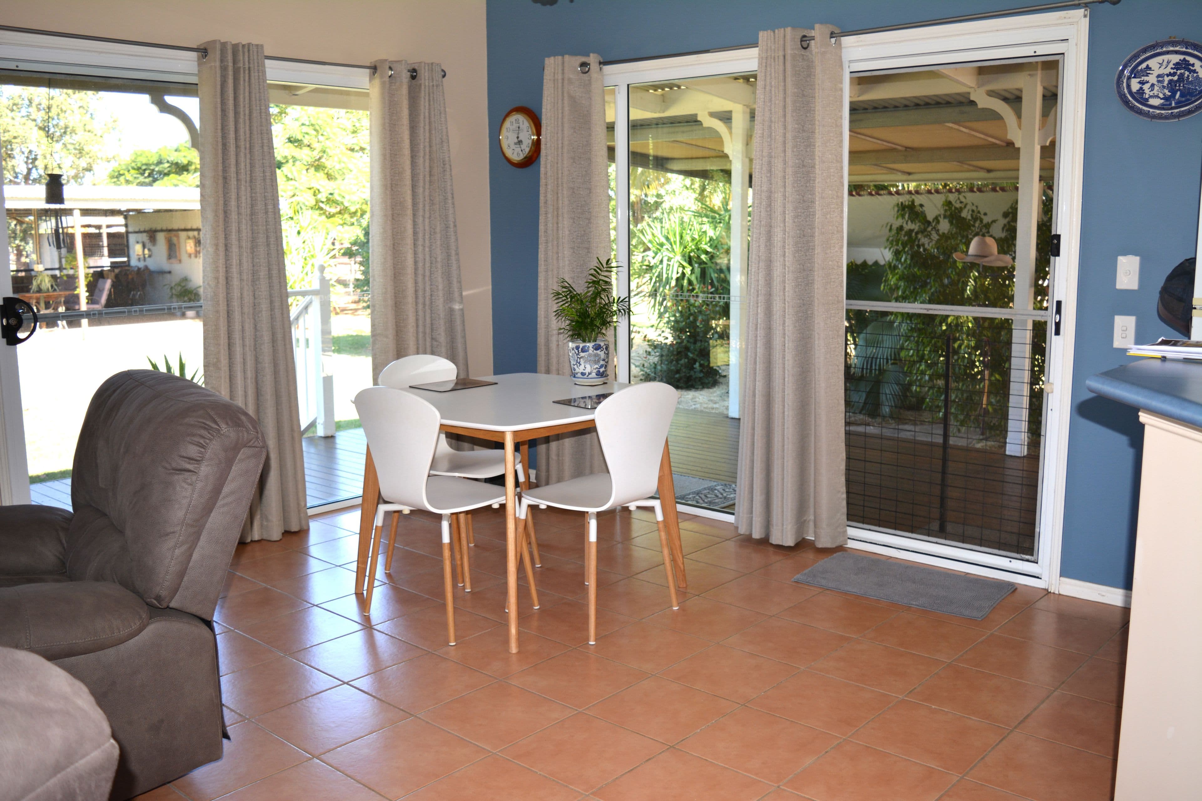 38 Coolibah Street, Barcaldine QLD 4725, Barcaldine - Thumbnail 3
