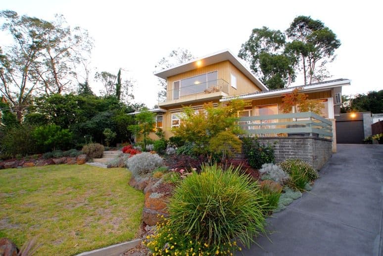 9 Rangeview Road, LOWER PLENTY VIC 3093, Lower Plenty - Image 1