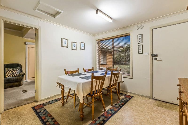 17 Mountain Crescent, Mulgrave VIC 3170, Mulgrave - Thumbnail 5