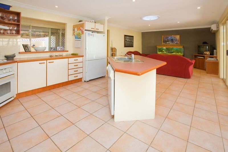 6 Orchid Place, SPRINGFIELD QLD 4300, Springfield - Thumbnail 4