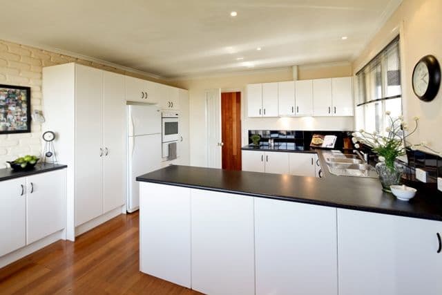 121 Gunn Street, DEVONPORT TAS 7310, Devonport - Thumbnail 2