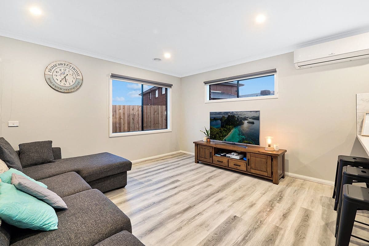 5 Pedro Street, Clyde North VIC 3978, Clyde North - Thumbnail 8