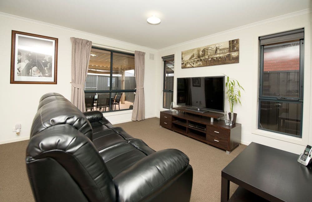 6 Semillon Crescent, ANDREWS FARM SA 5114, Andrews Farm - Thumbnail 7