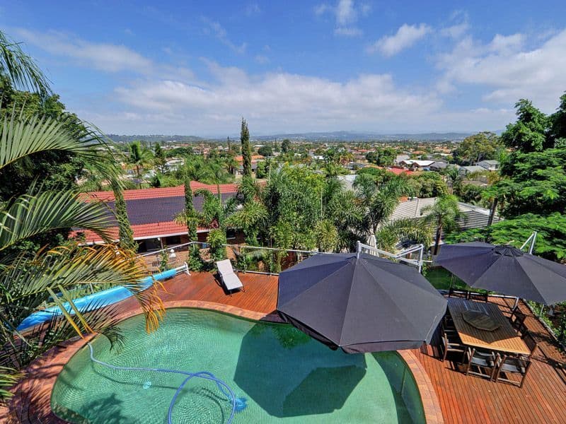 7 Kaydee Court, Miami QLD 4220, Miami - Thumbnail 2