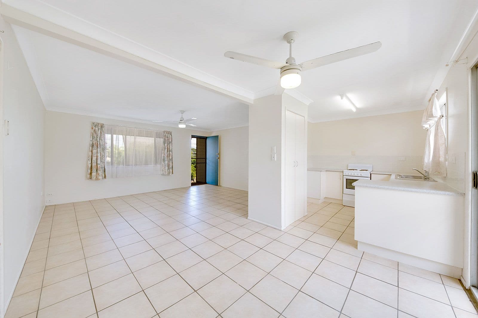 14 Illawarra Drive, Kin Kora QLD 4680, Kin Kora - Thumbnail 4