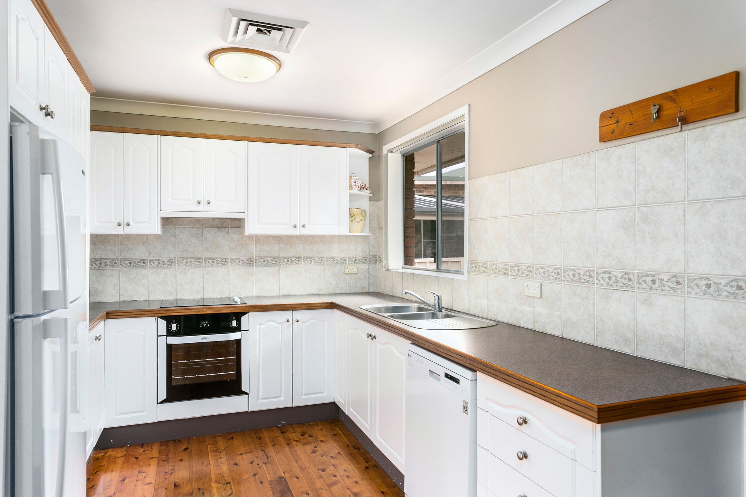 19 Hopetoun Street, Oak Flats - Thumbnail 4
