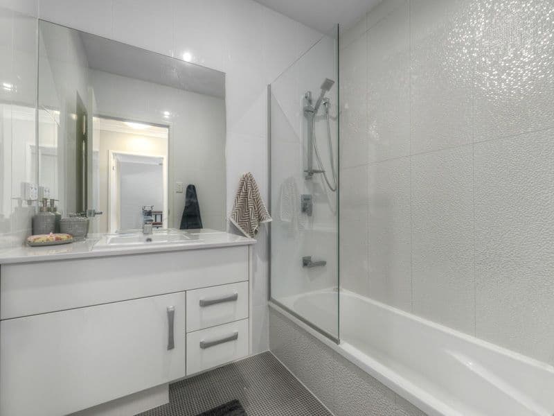15A Grafton Street, Windsor QLD 4030, Windsor - Thumbnail 8
