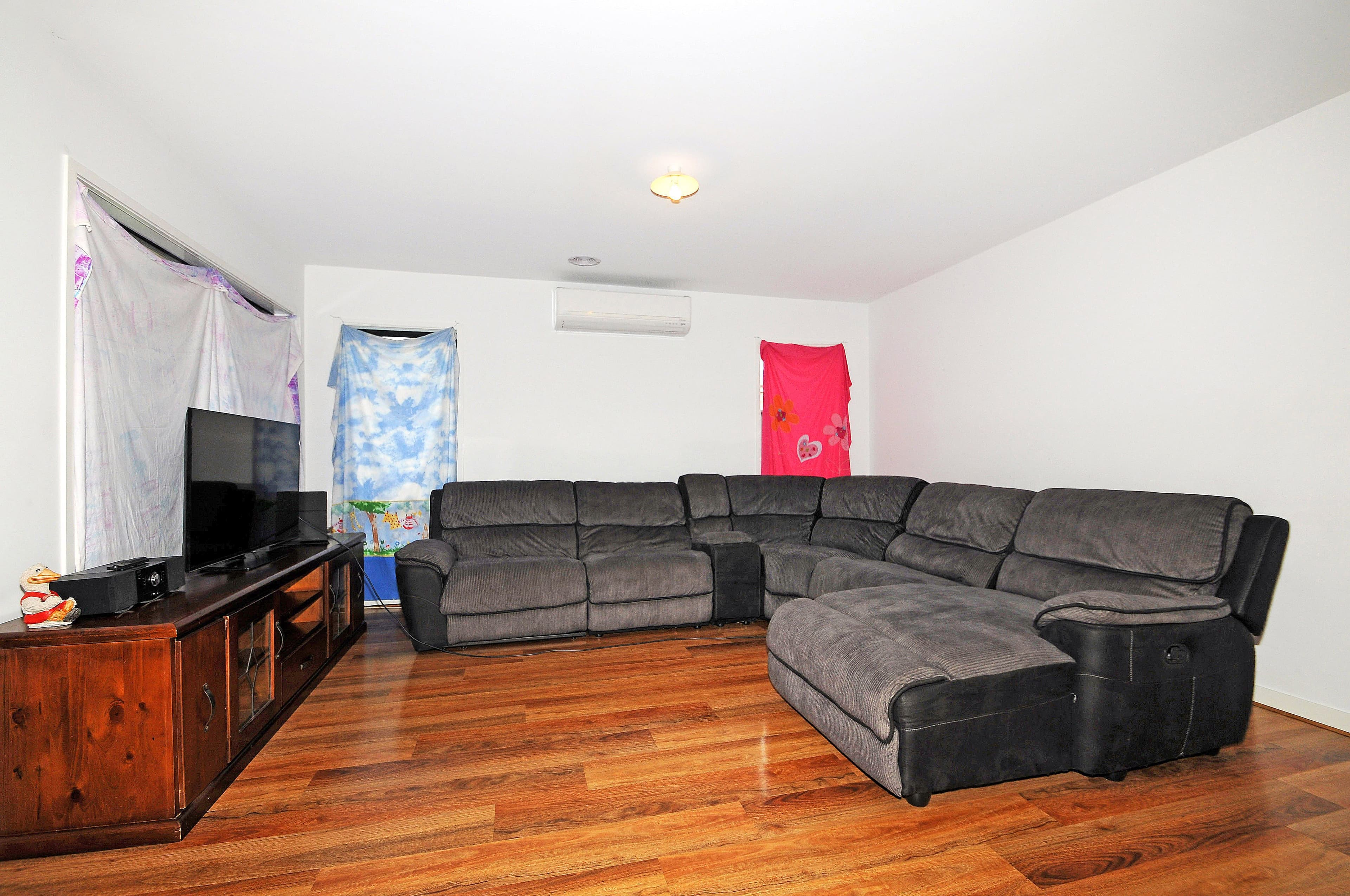 35 Olympus Crescent, Cranbourne West VIC 3977, Cranbourne West - Thumbnail 3