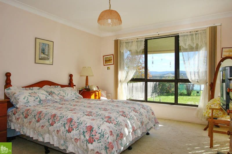 17 Newton Crescent, Oak Flats NSW 2529, Oak Flats - Thumbnail 4