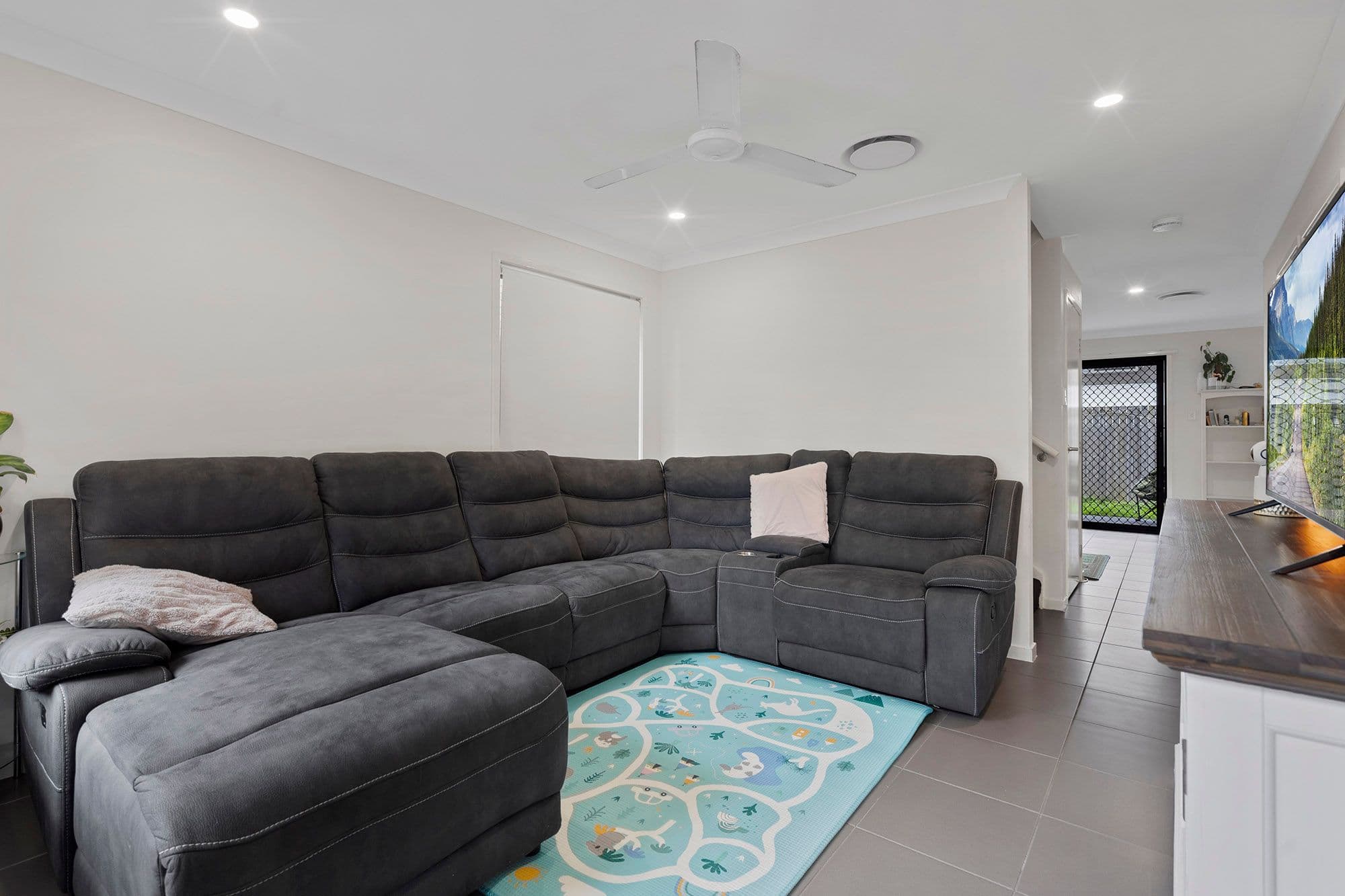 46 Farinazzo Street, Richlands QLD 4077, Richlands - Thumbnail 3