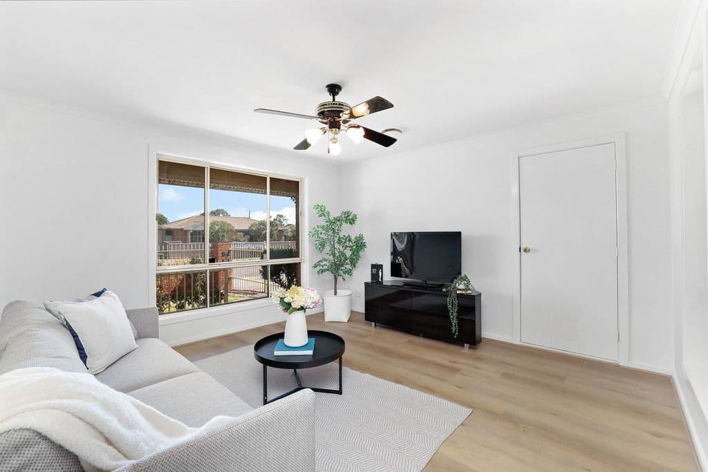 132 Cambridge Crescent, Wyndham Vale VIC 3024, Wyndham Vale - Thumbnail 2