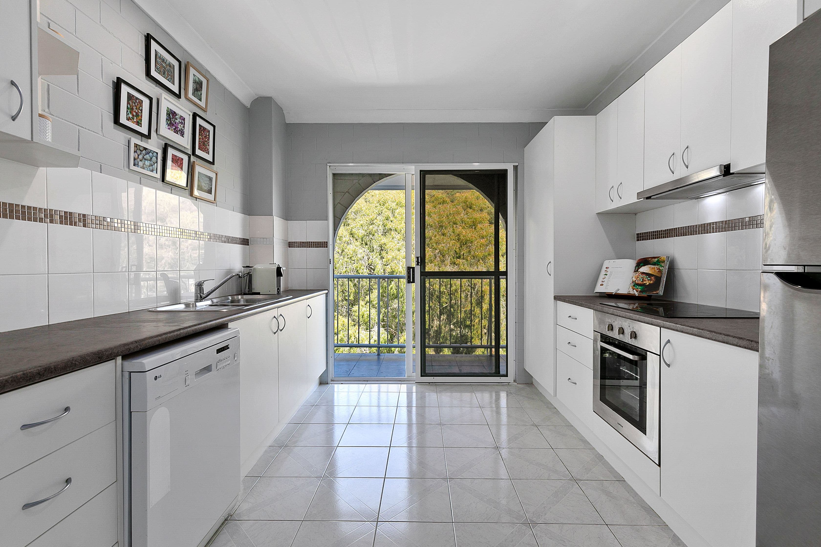 41 Dickson Way, Point Lookout QLD 4183, Point Lookout - Image 1