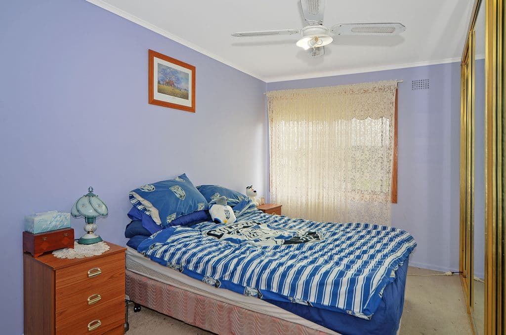 8 Messenger Road, Barrack Heights - Thumbnail 6