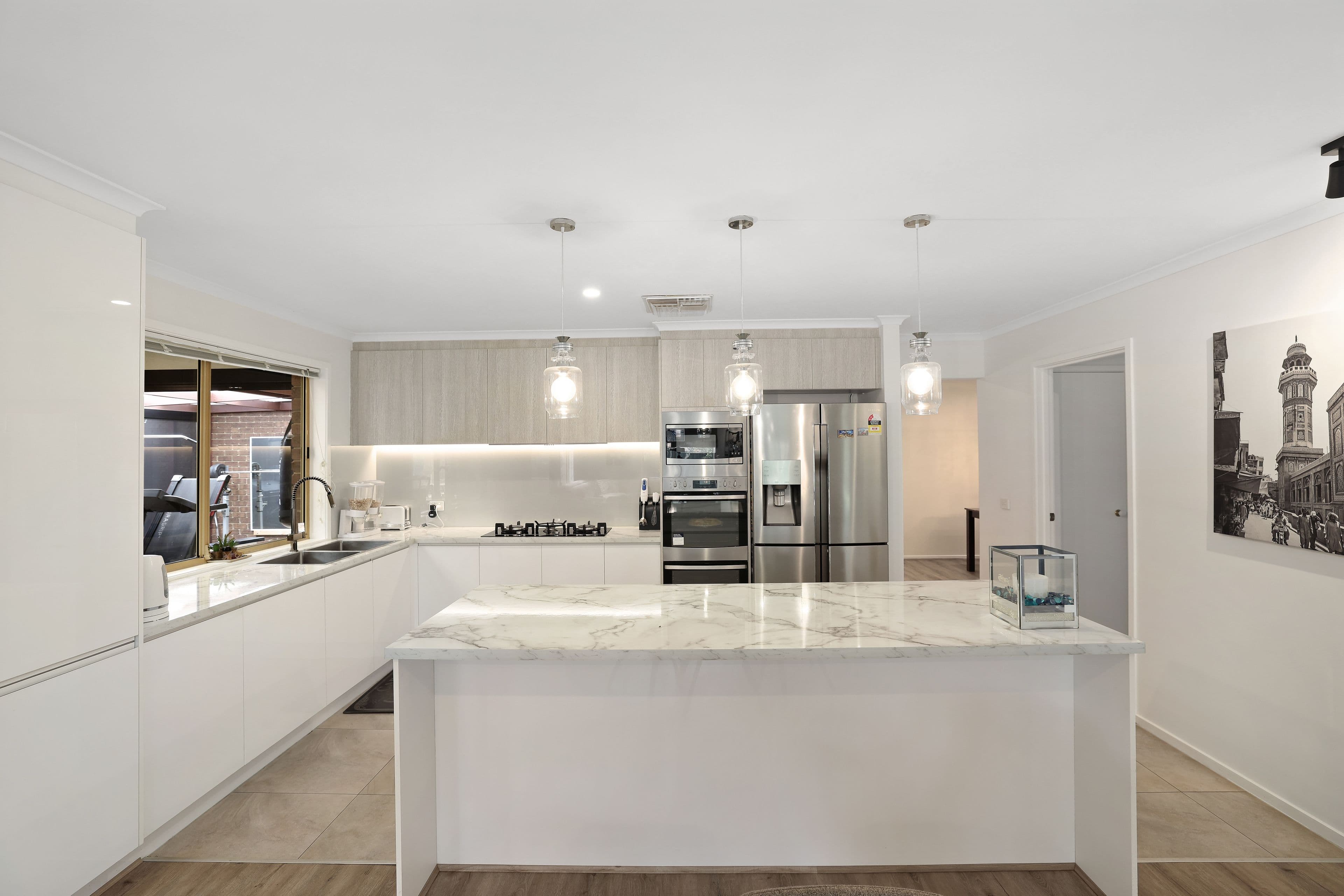9 Niewand Avenue, Burnside VIC 3023, Burnside - Thumbnail 2