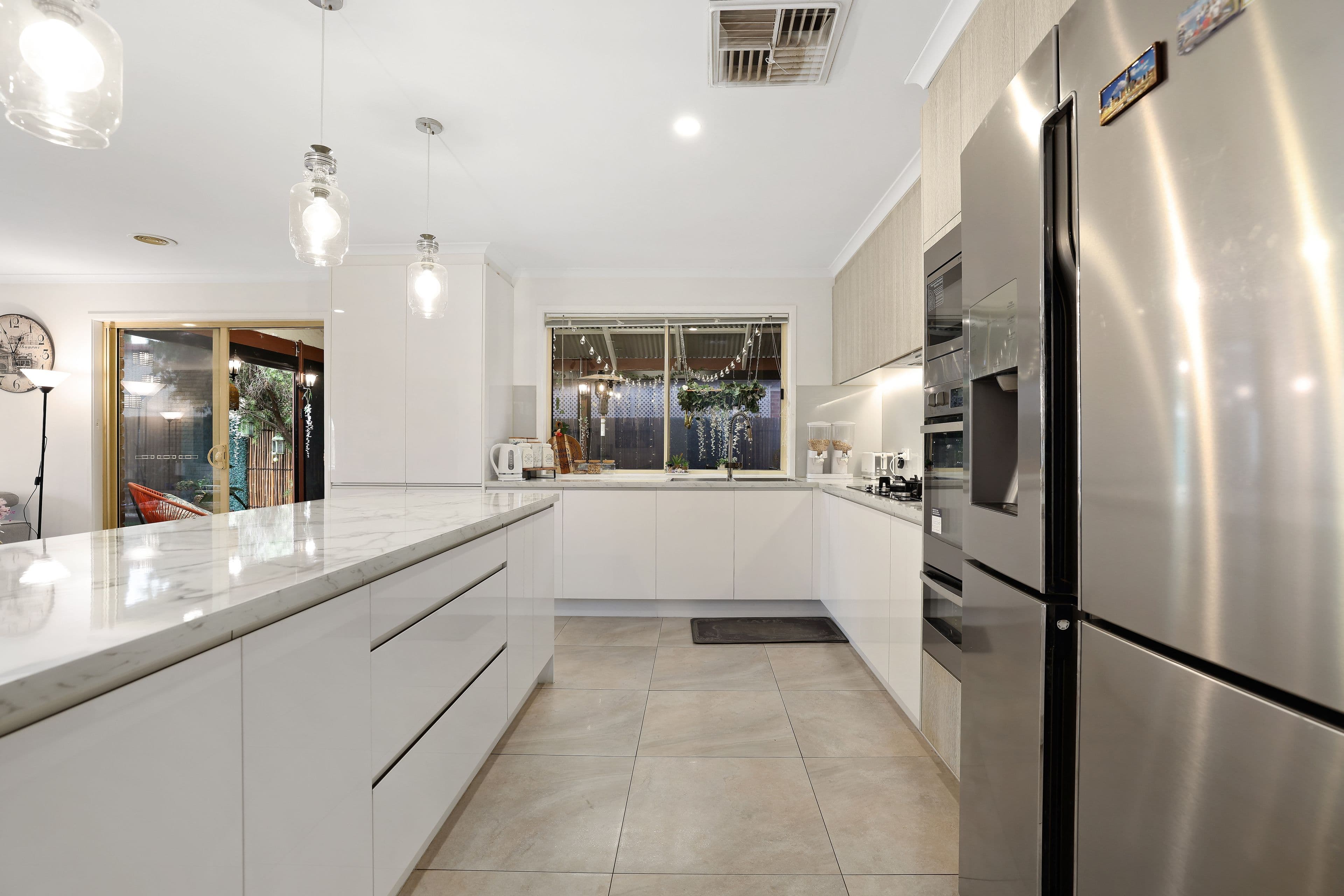 9 Niewand Avenue, Burnside VIC 3023, Burnside - Thumbnail 3
