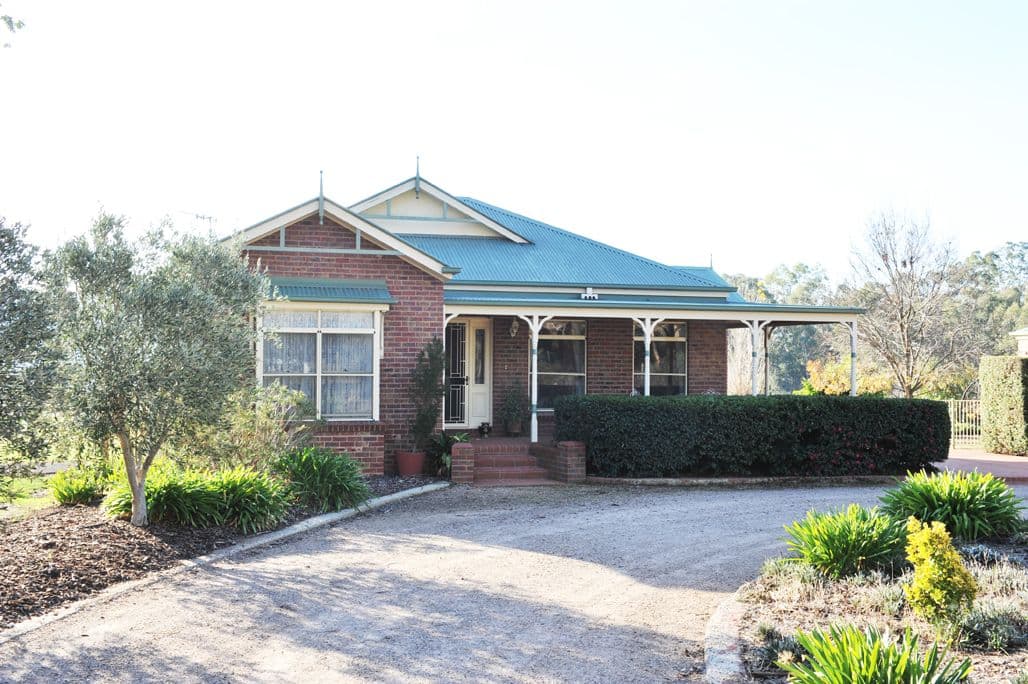 4 George Terrace, Junortoun VIC 3551, Junortoun - Thumbnail 2