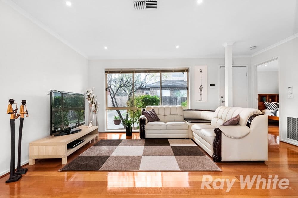 9 Surrey Road, Mount Waverley VIC 3149, Mount Waverley - Thumbnail 2