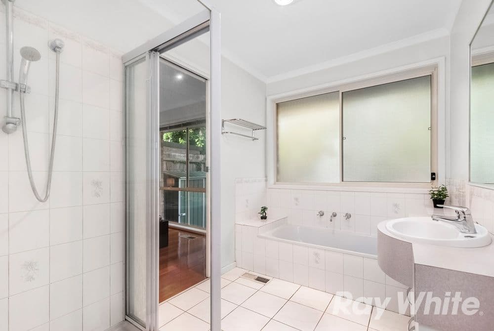 9 Surrey Road, Mount Waverley VIC 3149, Mount Waverley - Thumbnail 8