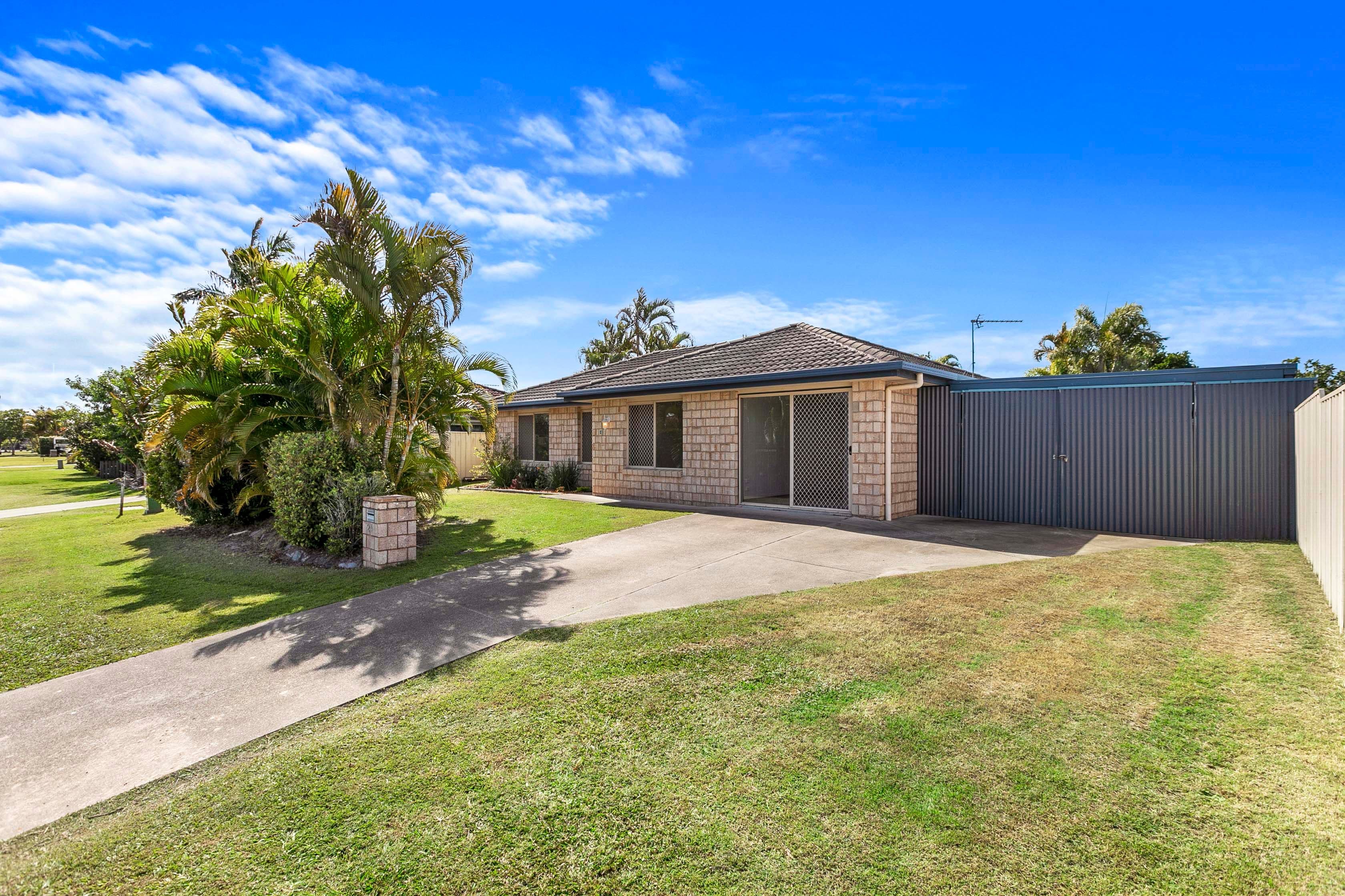 21 Wide Bay Drive, Eli Waters QLD 4655, Eli Waters - Thumbnail 2