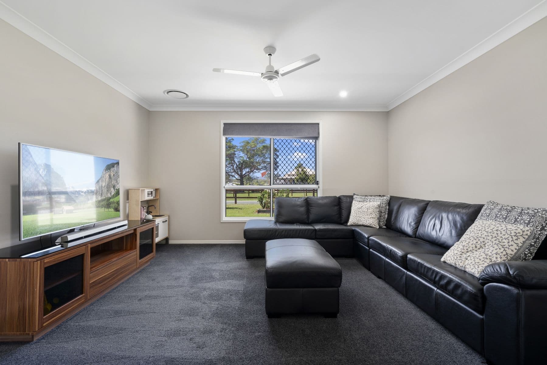 69 Cochran Street, Woodford QLD 4514, Woodford - Thumbnail 7