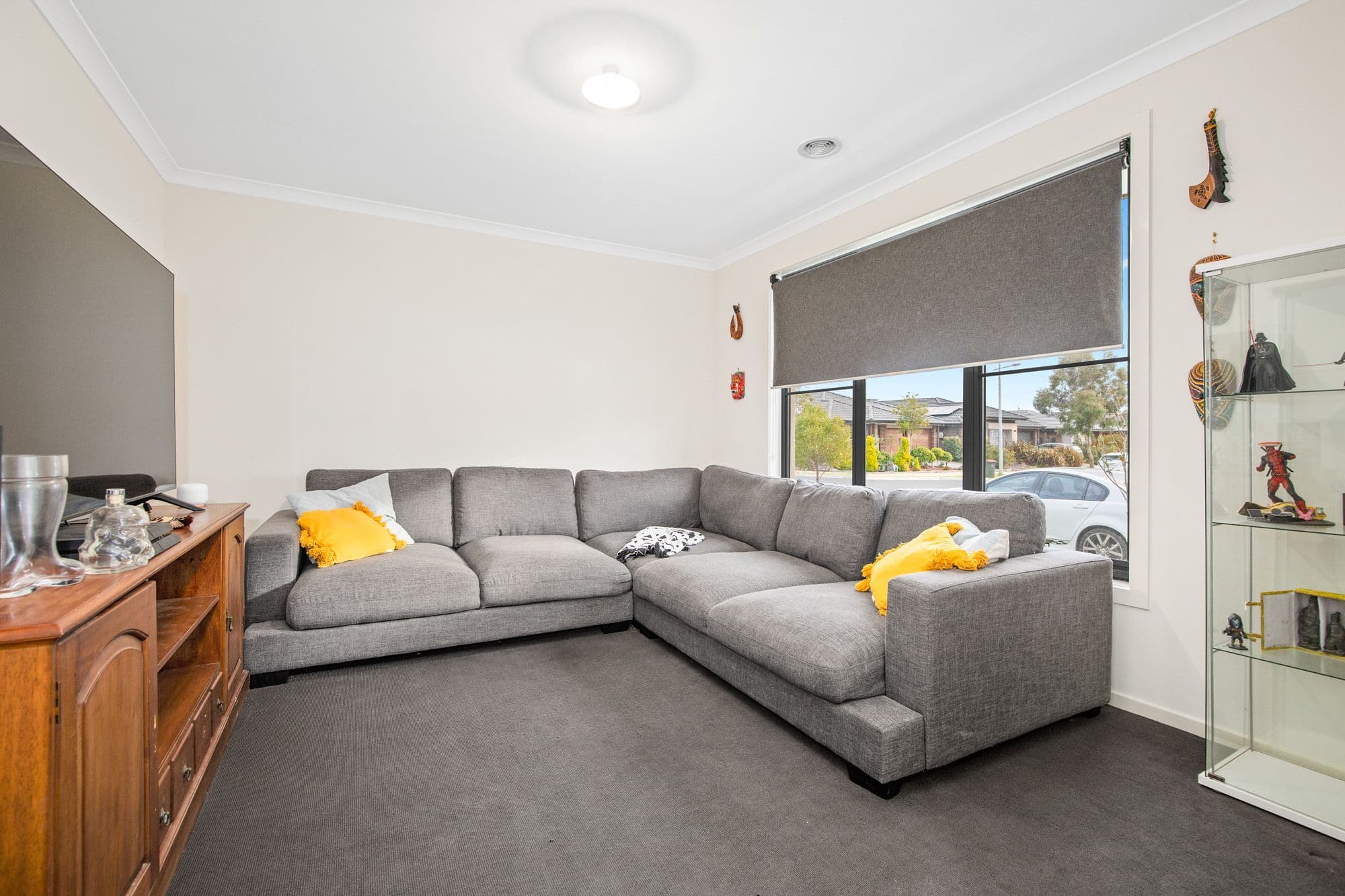 42 Chancellor Avenue, Werribee VIC 3030, Werribee - Thumbnail 2