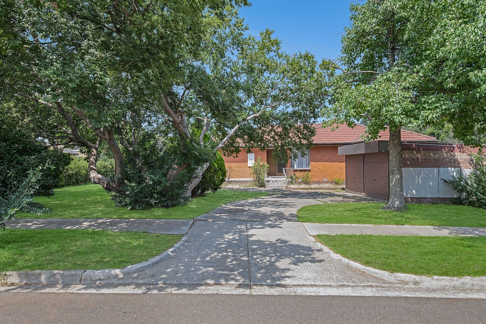 17 Lebanon Crescent, Mulgrave VIC 3170, Mulgrave - Thumbnail 2