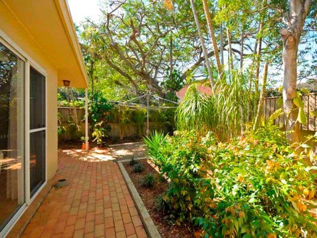 16 Santa Monica Road, MIAMI QLD 4220, Miami - Thumbnail 5