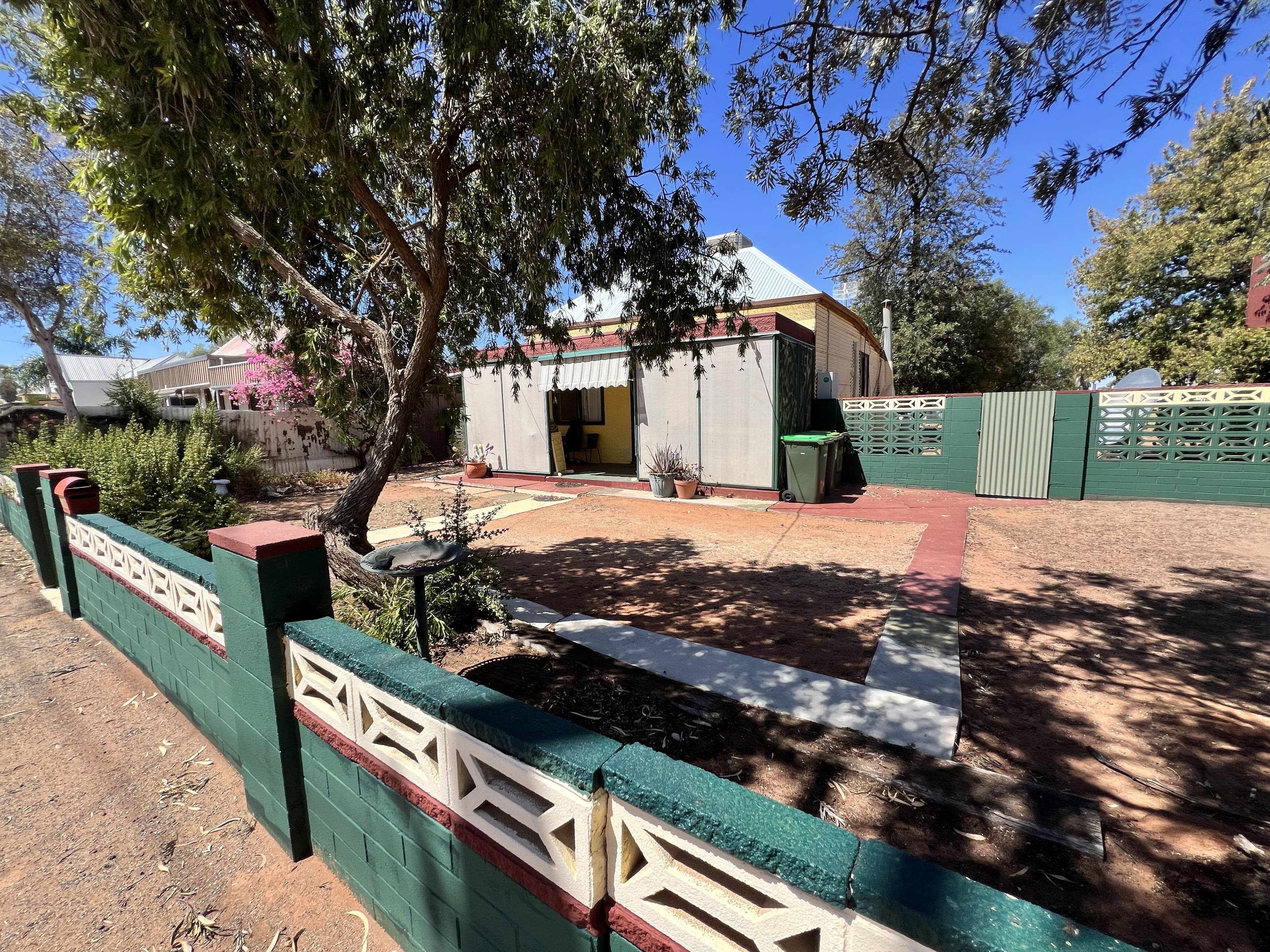 105 Jamieson Street, Broken Hill NSW 2880, Broken Hill - Thumbnail 2