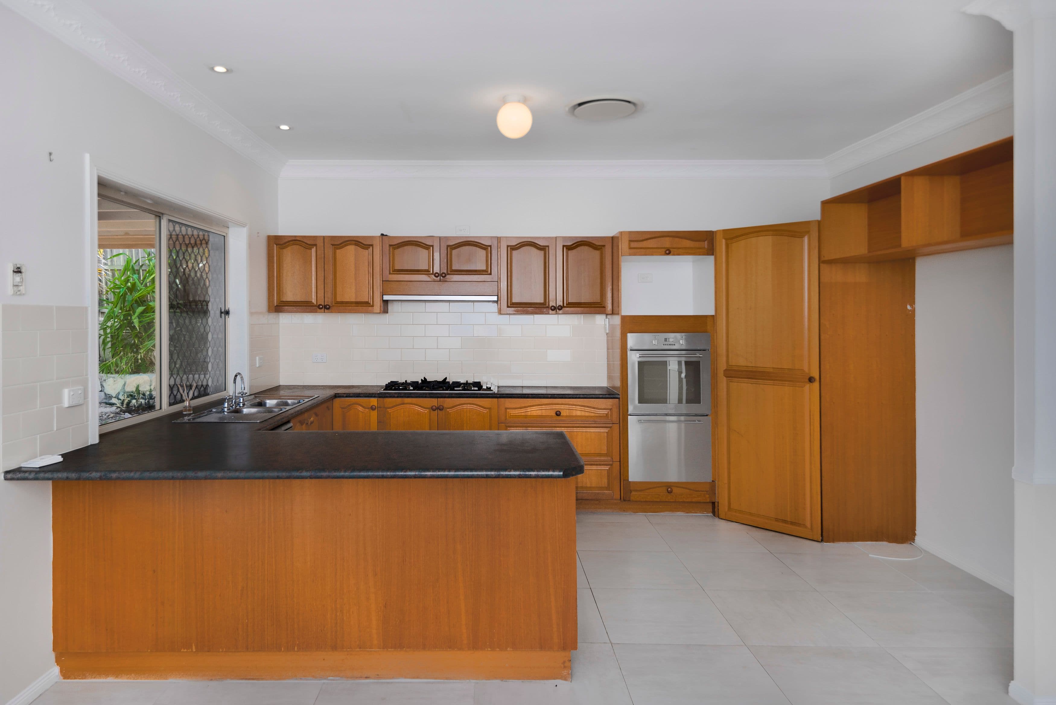 43 Oxford Crescent, Bridgeman Downs QLD 4035, Bridgeman Downs - Thumbnail 3