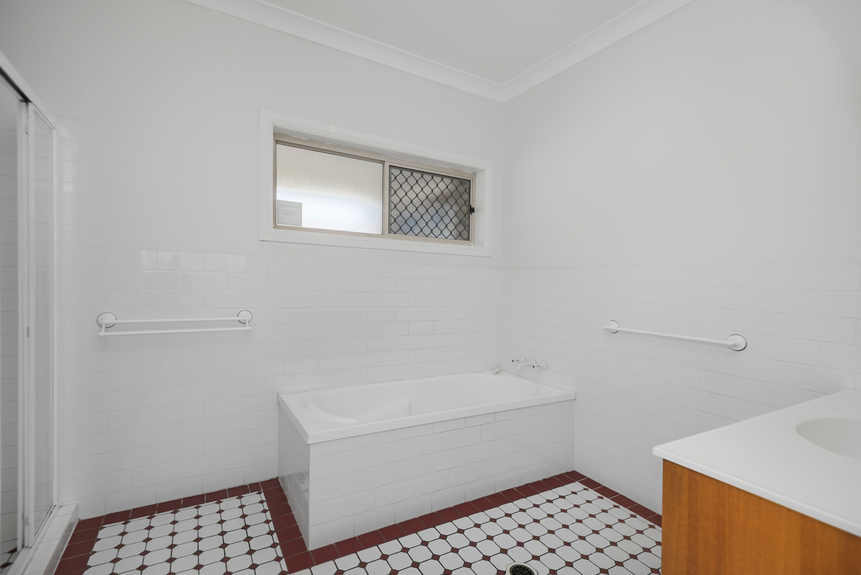 43 Oxford Crescent, Bridgeman Downs QLD 4035, Bridgeman Downs - Thumbnail 8
