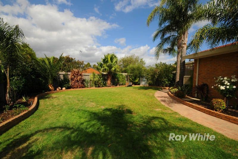 6 Eyre Close, ROWVILLE VIC 3178, Rowville - Thumbnail 3