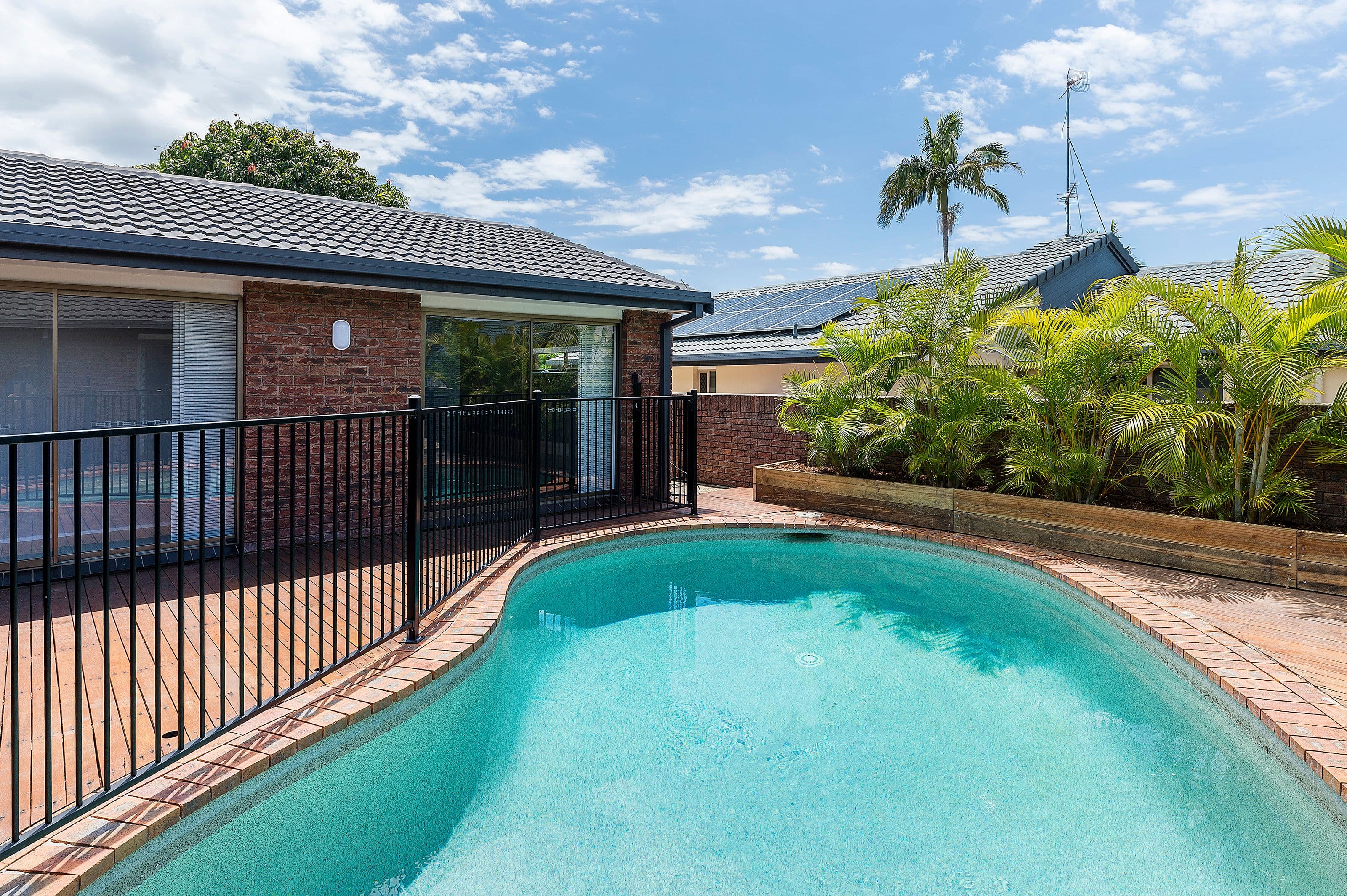 45 Matthew Flinders Drive, Hollywell QLD 4216, Hollywell - Thumbnail 2