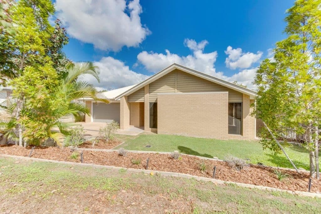 10 Cornforth Crescent, Kirkwood QLD 4680, Kirkwood - Thumbnail 2