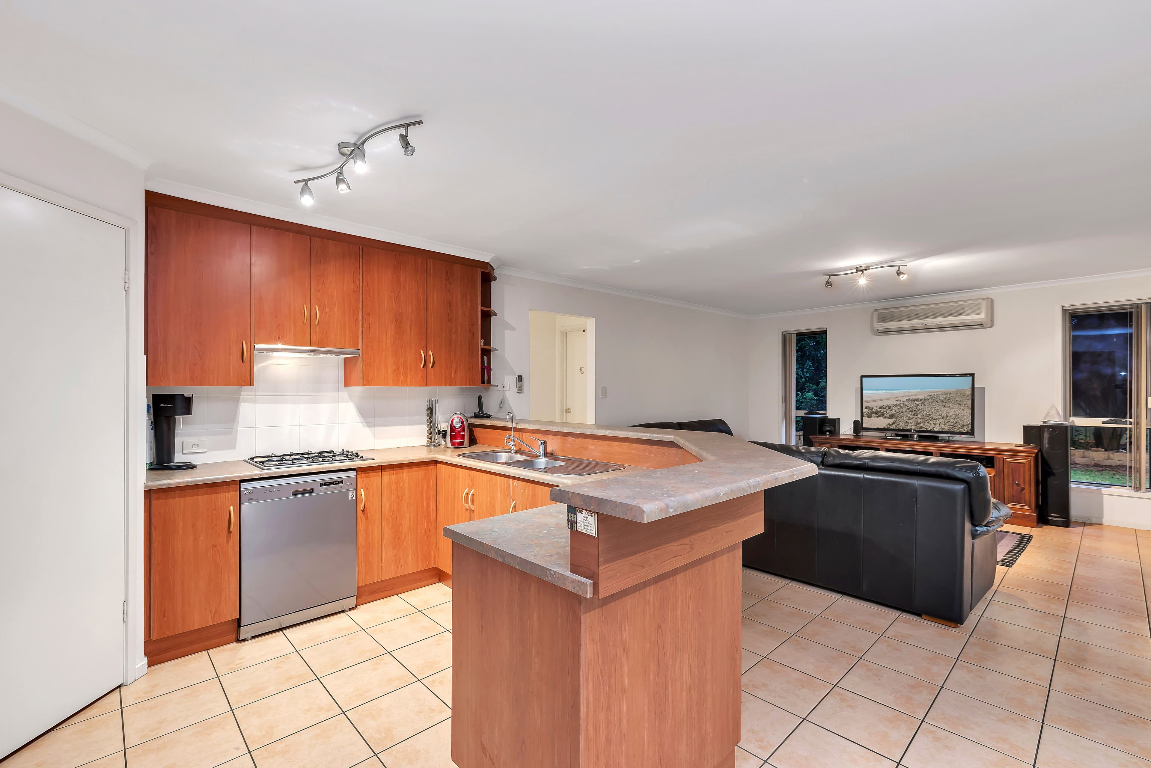 11 Stockade Drive, Walkley Heights SA 5098, Walkley Heights - Thumbnail 6
