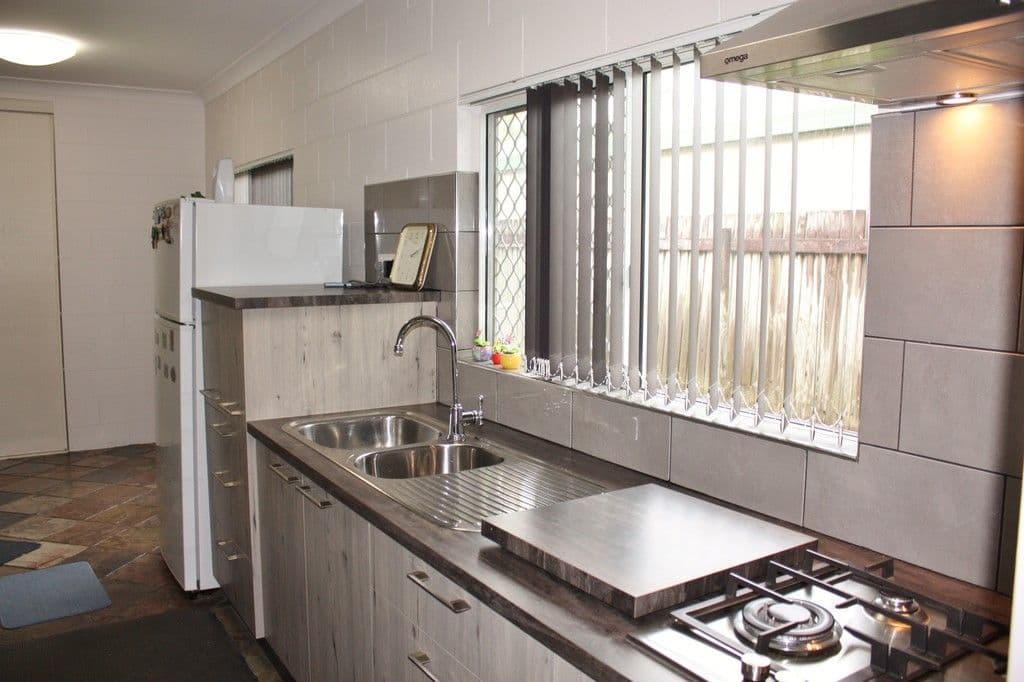 27 Armstrong Street, Edmonton QLD 4869, Edmonton - Thumbnail 2