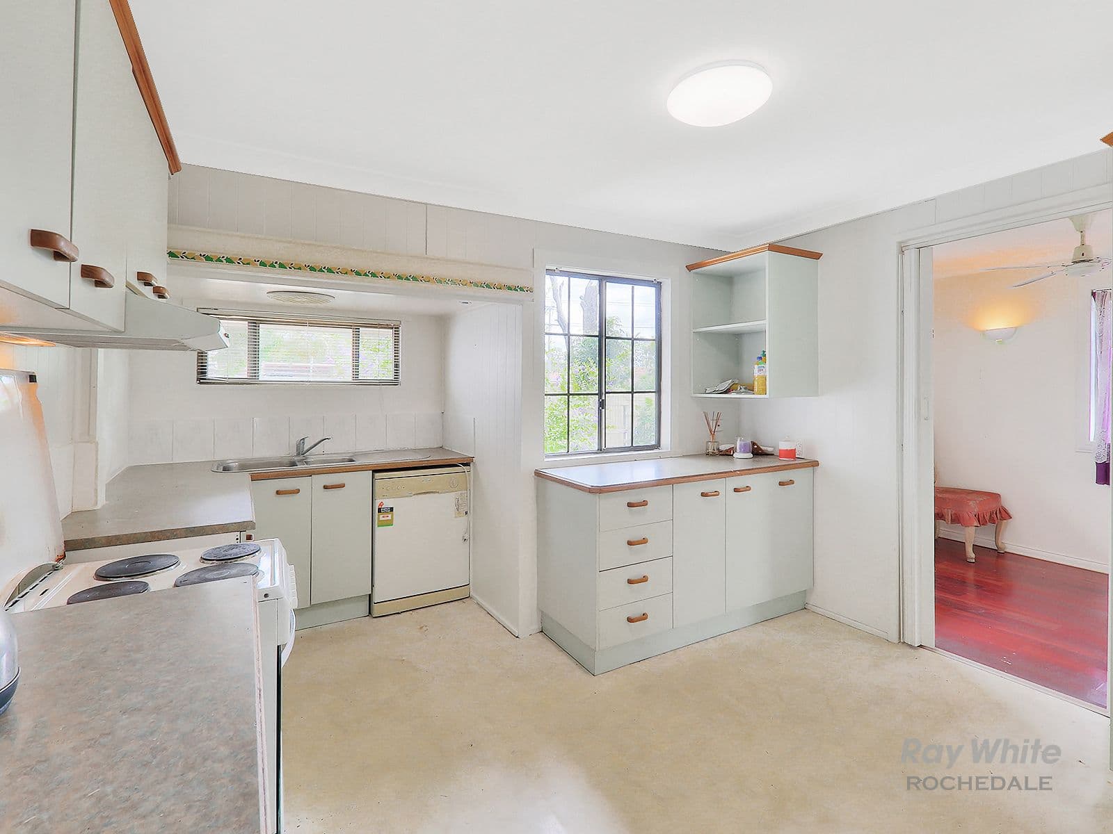 27 Mayes Avenue, Logan Central QLD 4114, Logan Central - Thumbnail 8