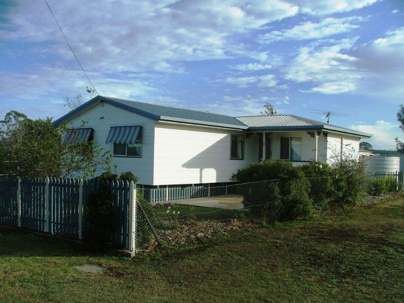 15 Peters Street, GOOMBUNGEE QLD 4354, Goombungee - Image 1