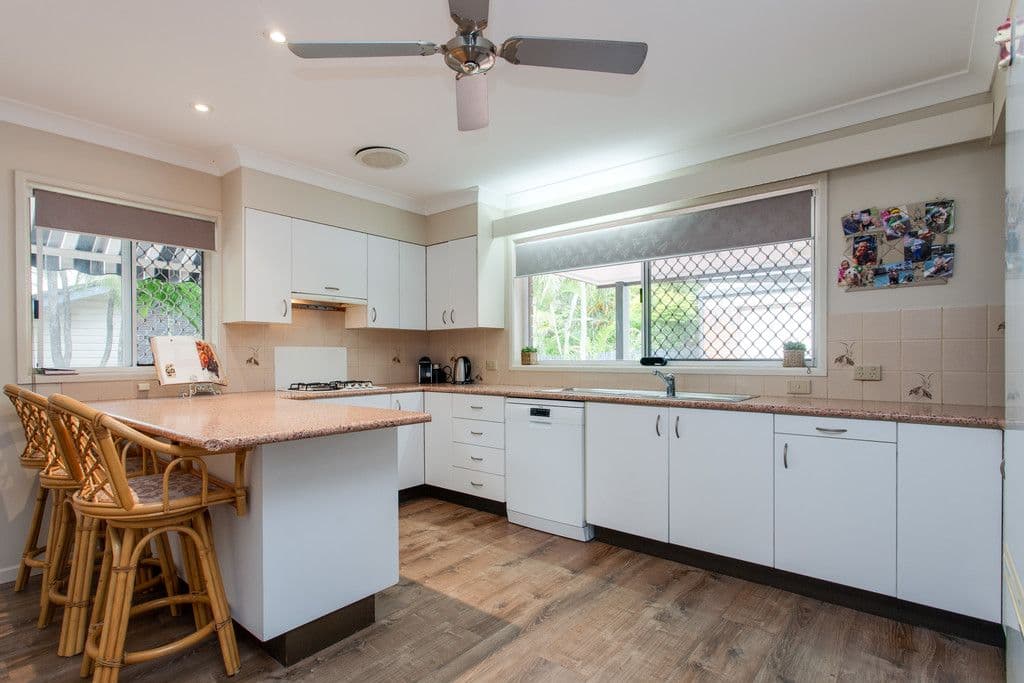5 Barcoorah Street, Westlake QLD 4074, Westlake - Thumbnail 4