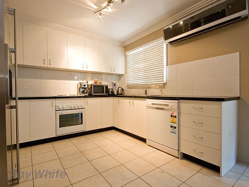 9 Altola Street, DURACK QLD 4077, Durack - Thumbnail 3